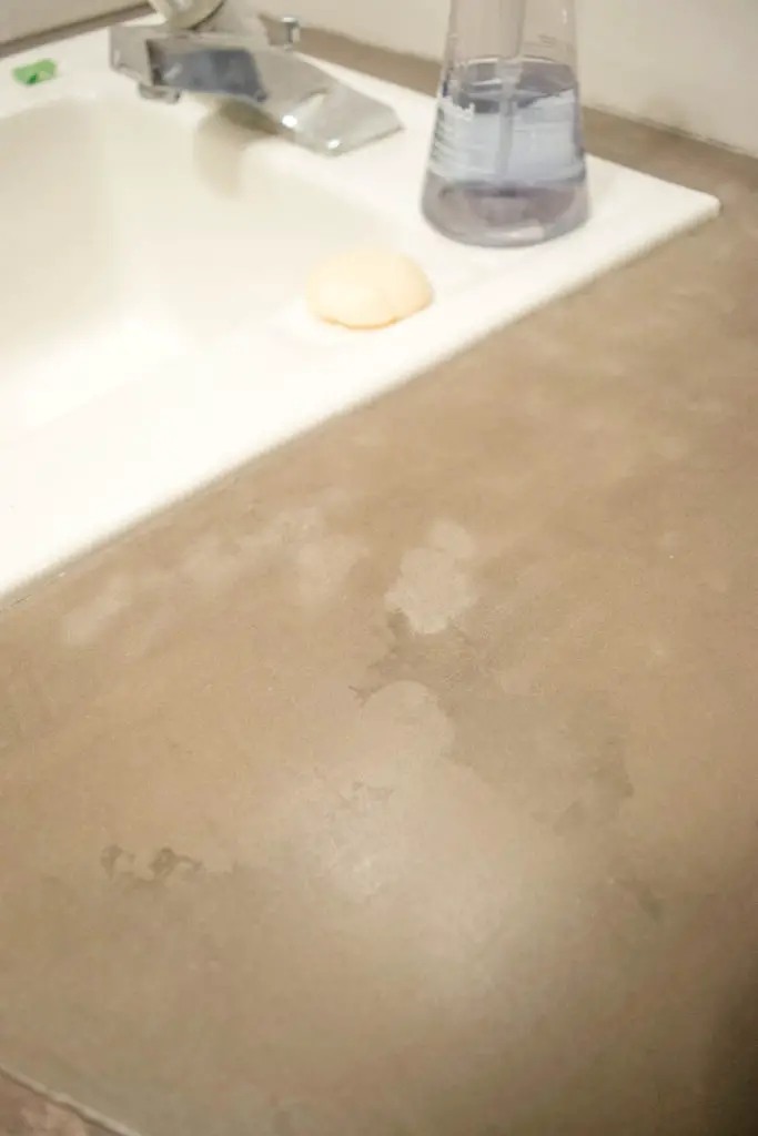 How to achieve durable faux concrete counters with Ardex Feather Finish and one simple ingredient. | EffieRow.com